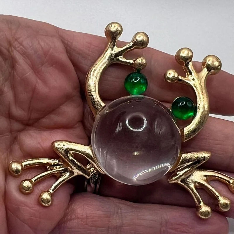 Alfinete de broche sapo para senhoras, verde claro, sapo da barriga Lucite, imitação de pérola, estilo retrô