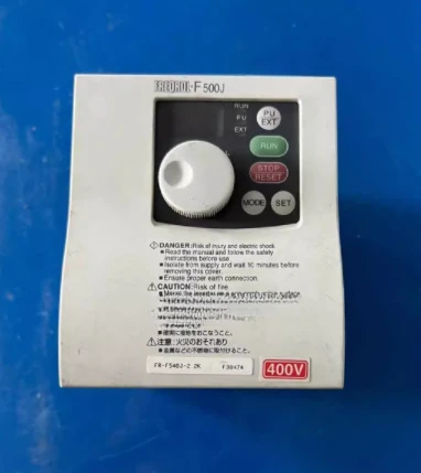 FR-F540J-2.2K 2.2KW 380V   inverter ,     In good working condition, free shipping   A