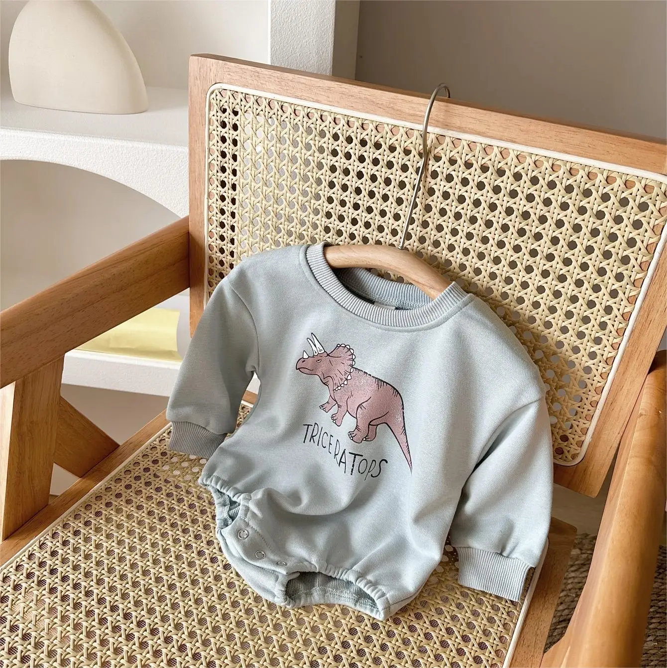 2024 Korean Spring Sweatshirt Jumpsuit Baby Jumpsuit Dinosaur Print Boys and Girls Long Sleeve Triangle Jumpsuit Baby Romper