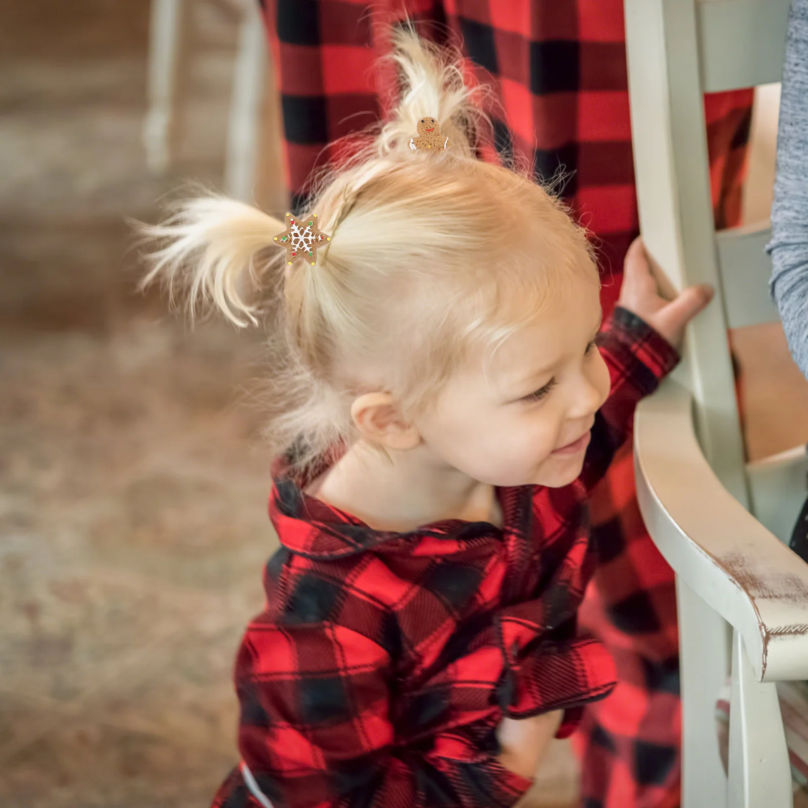 

30Pcs Christmas Tree Resin Decorations Lovely DIY Accessories for Phone Case Brooches Hair Clips Christmas Party Supplies