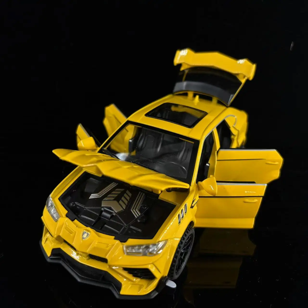 1:32 Lamborghini URUS coche deportivo simulación Diecast Metal aleación modelo coche sonido luz tirar hacia atrás colección niños juguetes regalos
