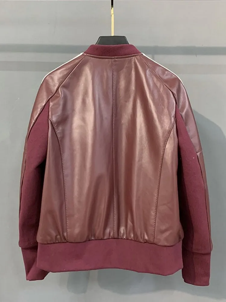 عارضة مصمم المرأة النبيذ الأحمر اللون المرقعة سترة جلد الغنم سستة نمط قصير لينة عارضة الإناث فضفاض معطف جلد حقيقي