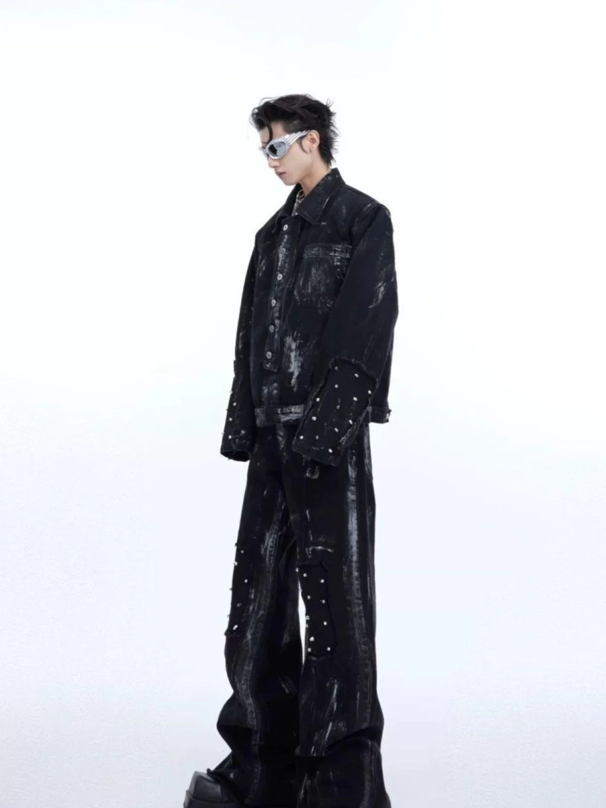 남성용 2025 투피스 세트 트렌디한 긴팔 상의 플레어 진 아메리칸 스타일 잉크 스플래시 패션 메탈 리벳 디자인 데님 세트