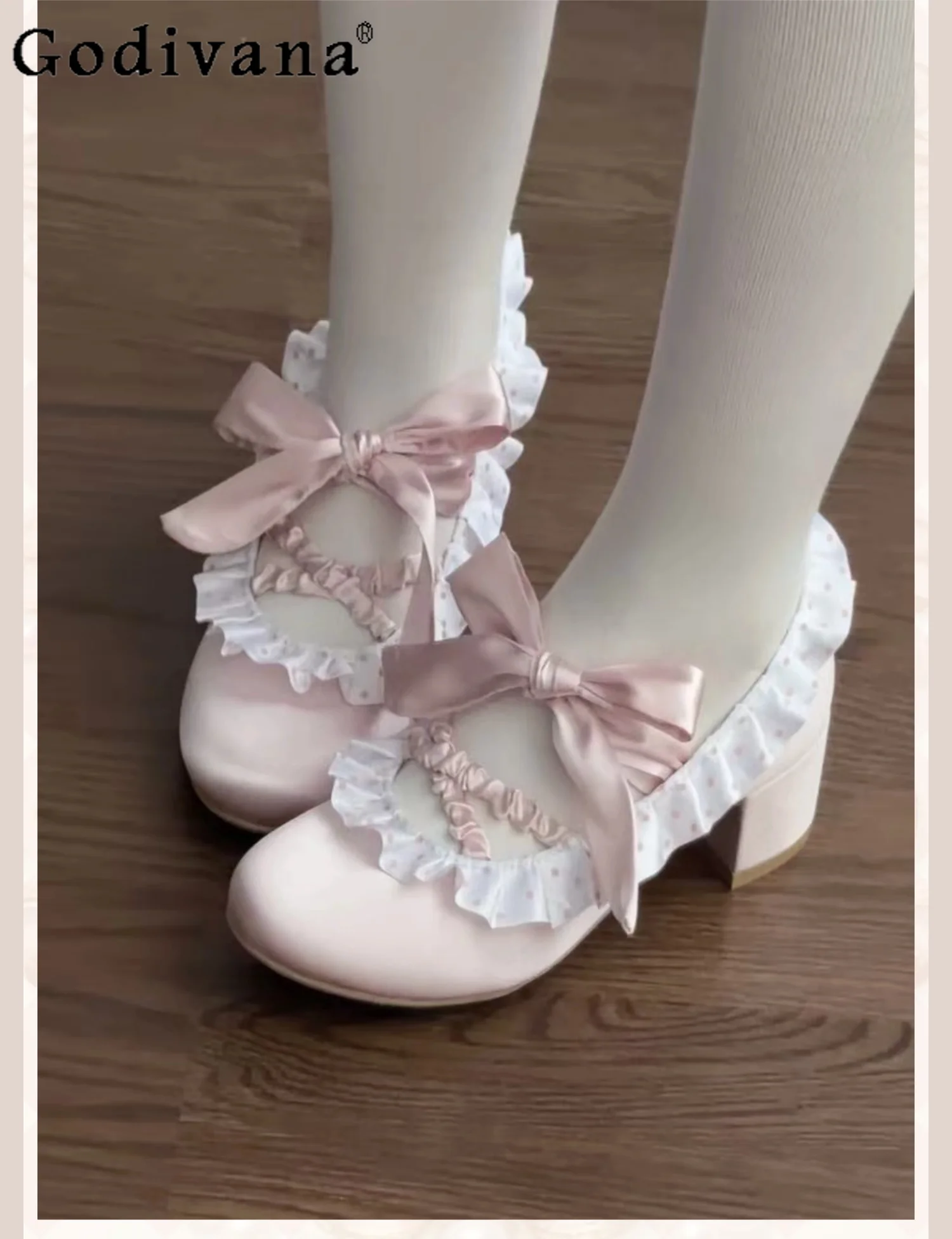 

Japanese Original Cute Doll Polka Dot Lolita Medium Heel Single Shoes Round Head Lace Strap Sweet Bow Mary Jane Women's Shoes