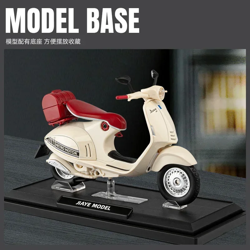 

1:12 Vespa 946 Alloy Classic Leisure Motorcycle Model Diecasts Metal Street Retro Motorcycle Model Sound and Light Kids Toy Gift