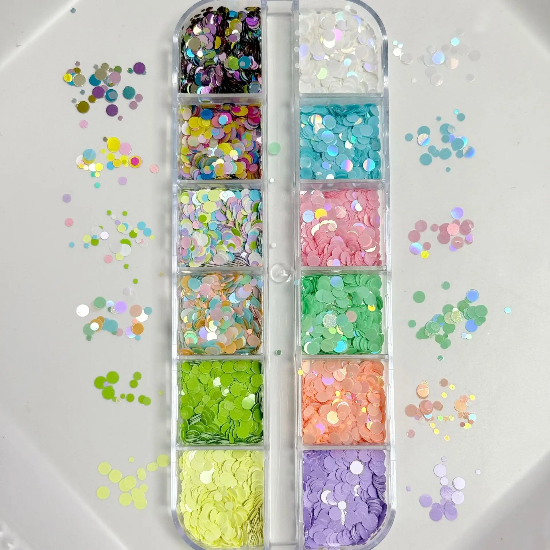 12 Gitter-Fächer mit Blumenflocken-Nagelkunst-Pailletten, Macaron-Farben, 1-3mm Runde Glitzer-Dekorationen für DIY-Nageldesign und Maniküre-Zubehör – Detail 2