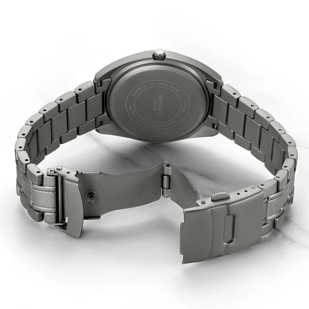 BERNY Titanium Horloge voor Heren AR Coating Saffier Contrasterende Geometrische Wijzerplaat Meerkleurig Lichtgevend Canvas Titanium Horloge voor Heren