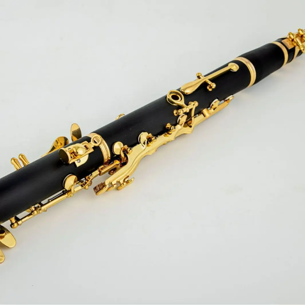 Instrument Clarinet, 17 keys in B flat, clarinet, gold-plated keys