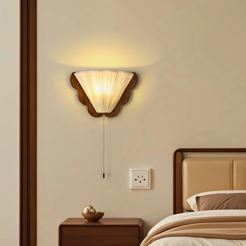 

French Retro LED Wall Lamp for Bedroom Bedside Corridor Lobby Living Room Sofa Decoration Japan Wooden Wall Sconce with Switch