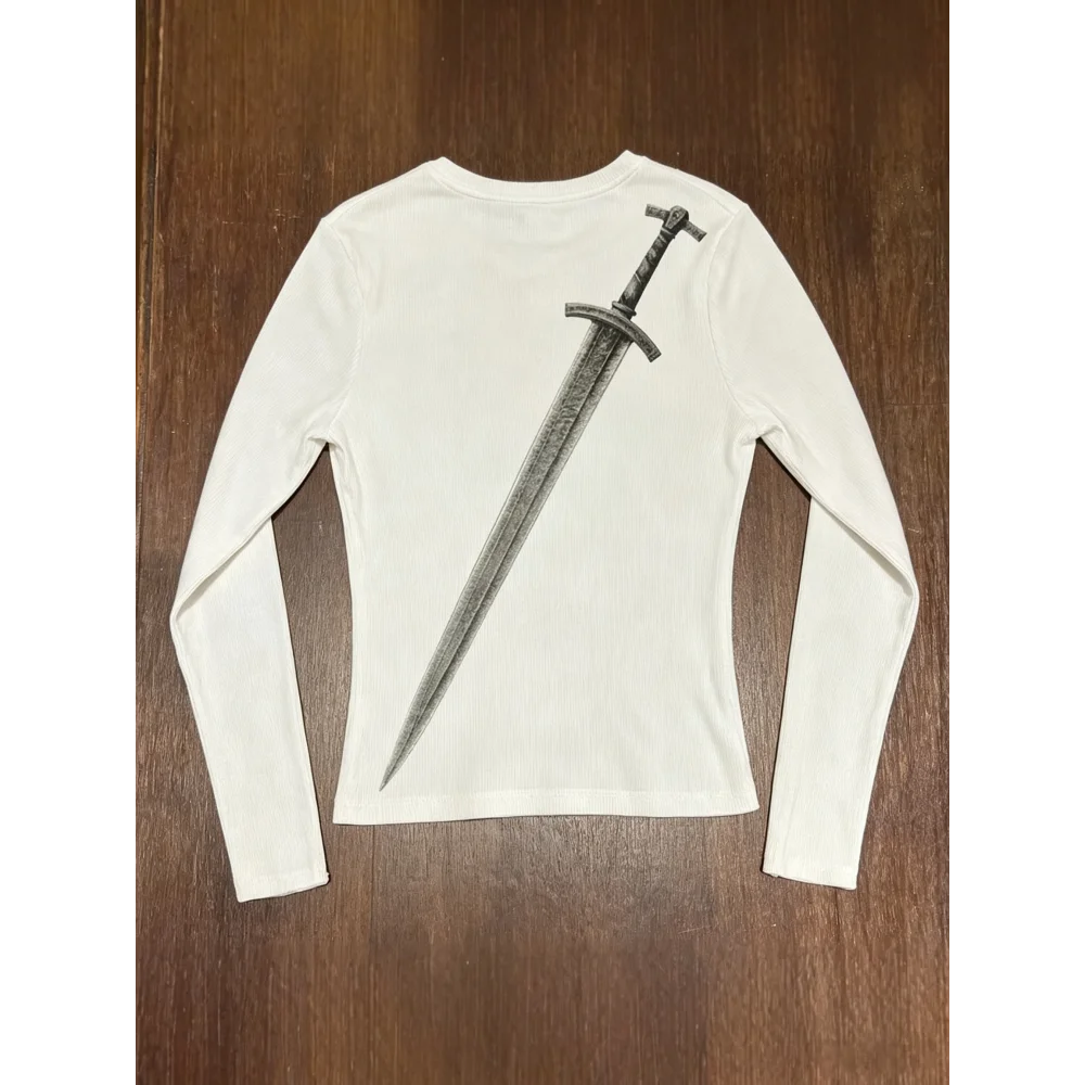 Gothic subculture sword printing long-sleeved T-shirt round neck slim casual foundation T-shirt Y2K street everyday shirt.