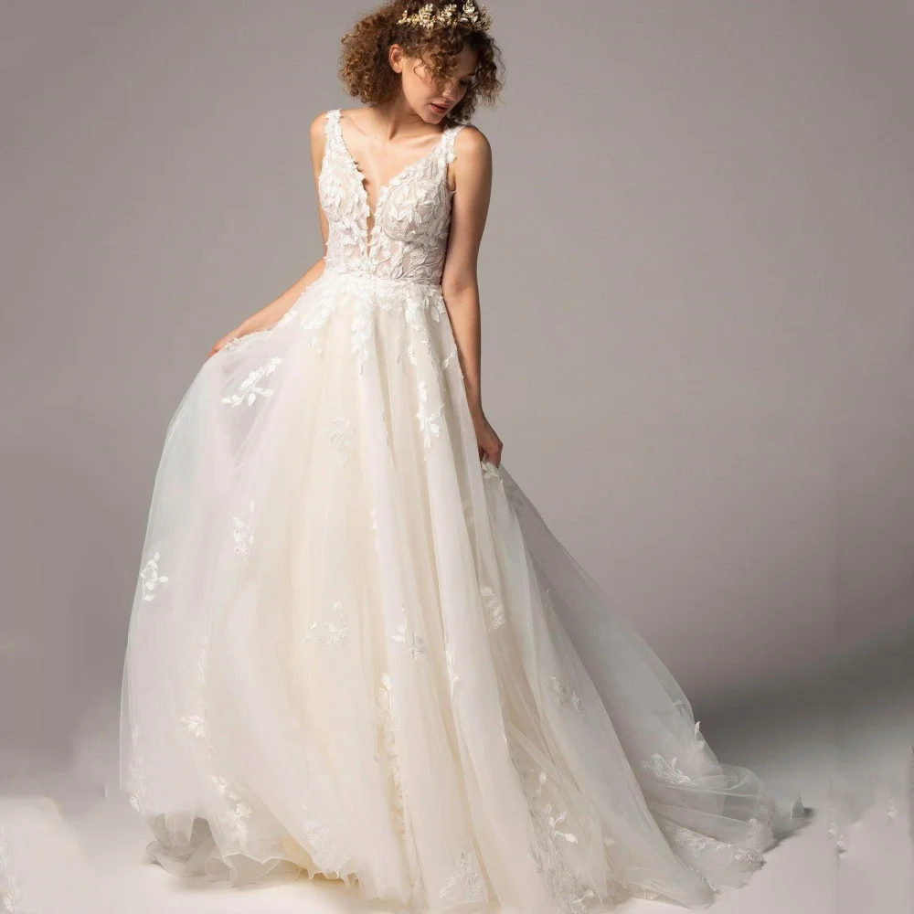 Vestidos de novia personalizados sin espalda una línea vestidos de novia bohemios tanque de encaje cuello en V tul nueva bata de novia vestido de novia