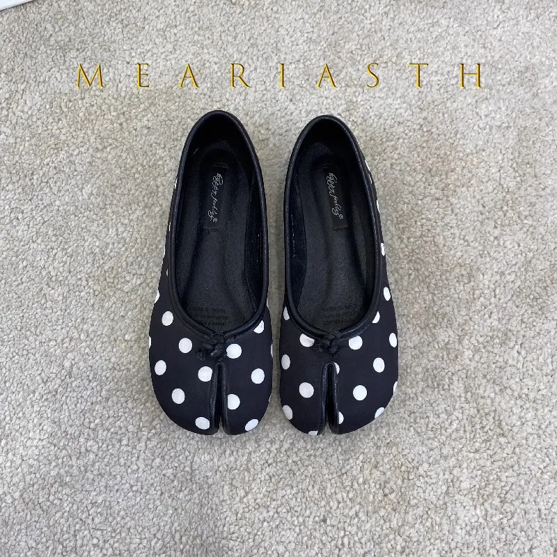 

Новинка 2024, весенне-летние женские туфли на плоской подошве, тапочки со свиным носком, лоферы с копытами для ленивых, обувь с резиновым верхом, однотонная осенняя обувь