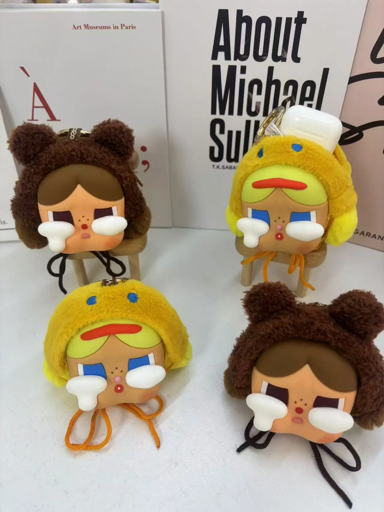 

Crybaby Headphone Bag Crybaby Crying Again Serise Trendy Toy Kawaii Anime Action Figure Peripheral Figurs Adult Kids Toy Gifts