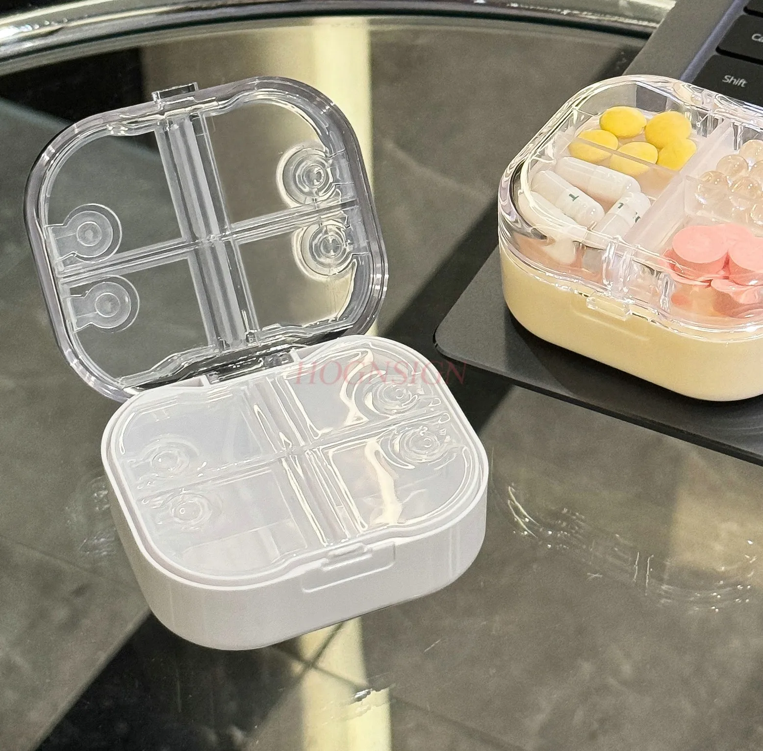 1PCS Portable medicine box, sealed and moisture-proof for 7 days a week, with three meals a day. Mini portable pill box