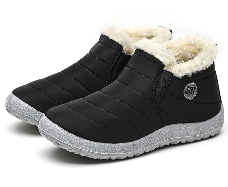 Men’s Fur-Lined Winter Boots 10