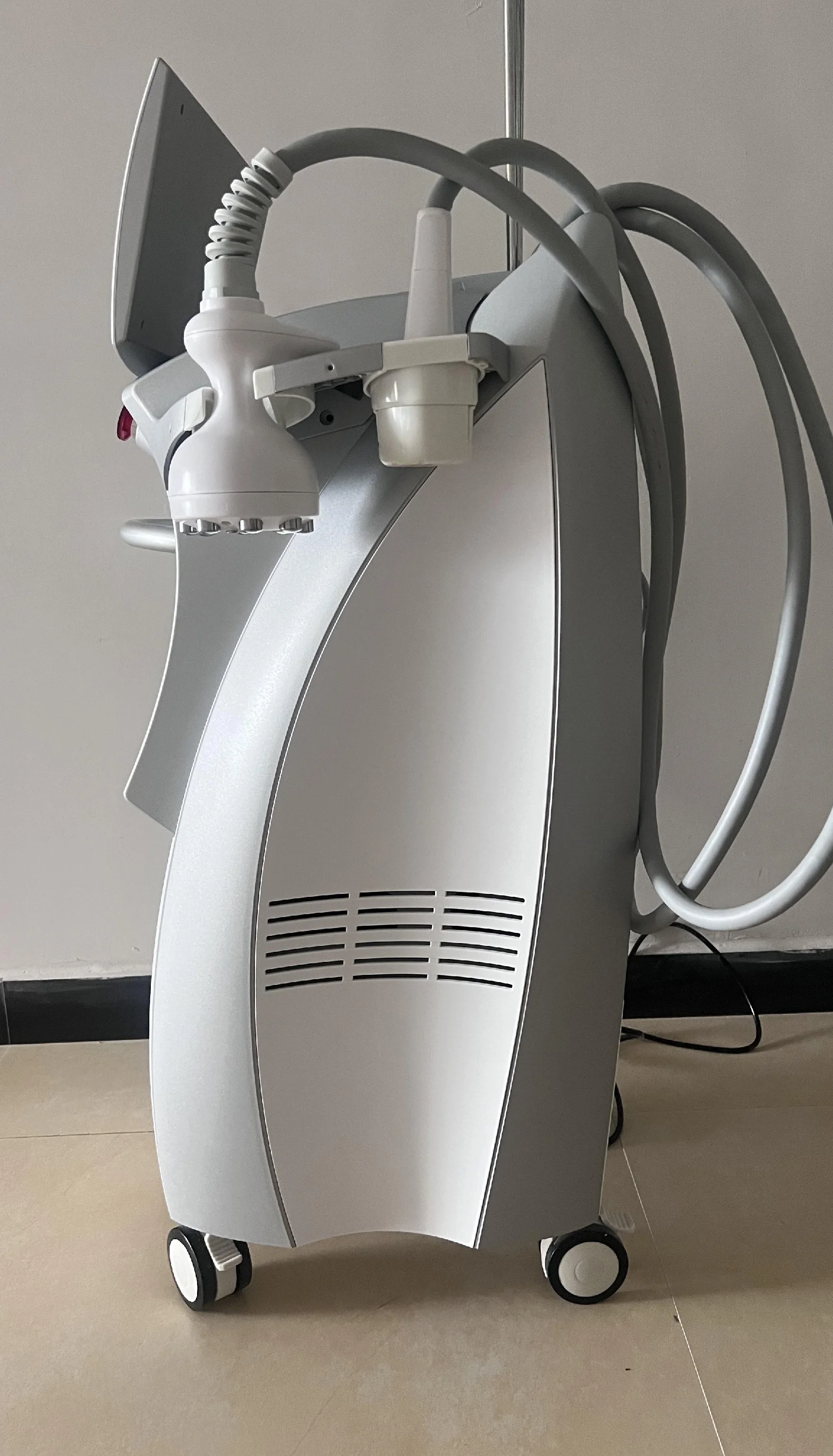 رابط الدفع المخصص لكبار الشخصيات السعر الإجمالي للنقل والتخليص الجمركي والالمعاملات والآلات #4