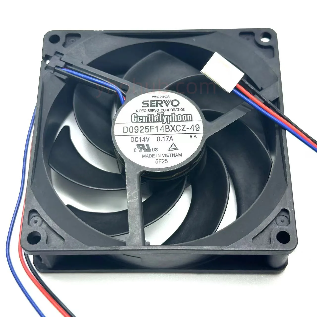 

SERVO D0925F14BXCZ-49 DC 14V 0.17A 90x90x25mm 3-Wire Server Cooling Fan