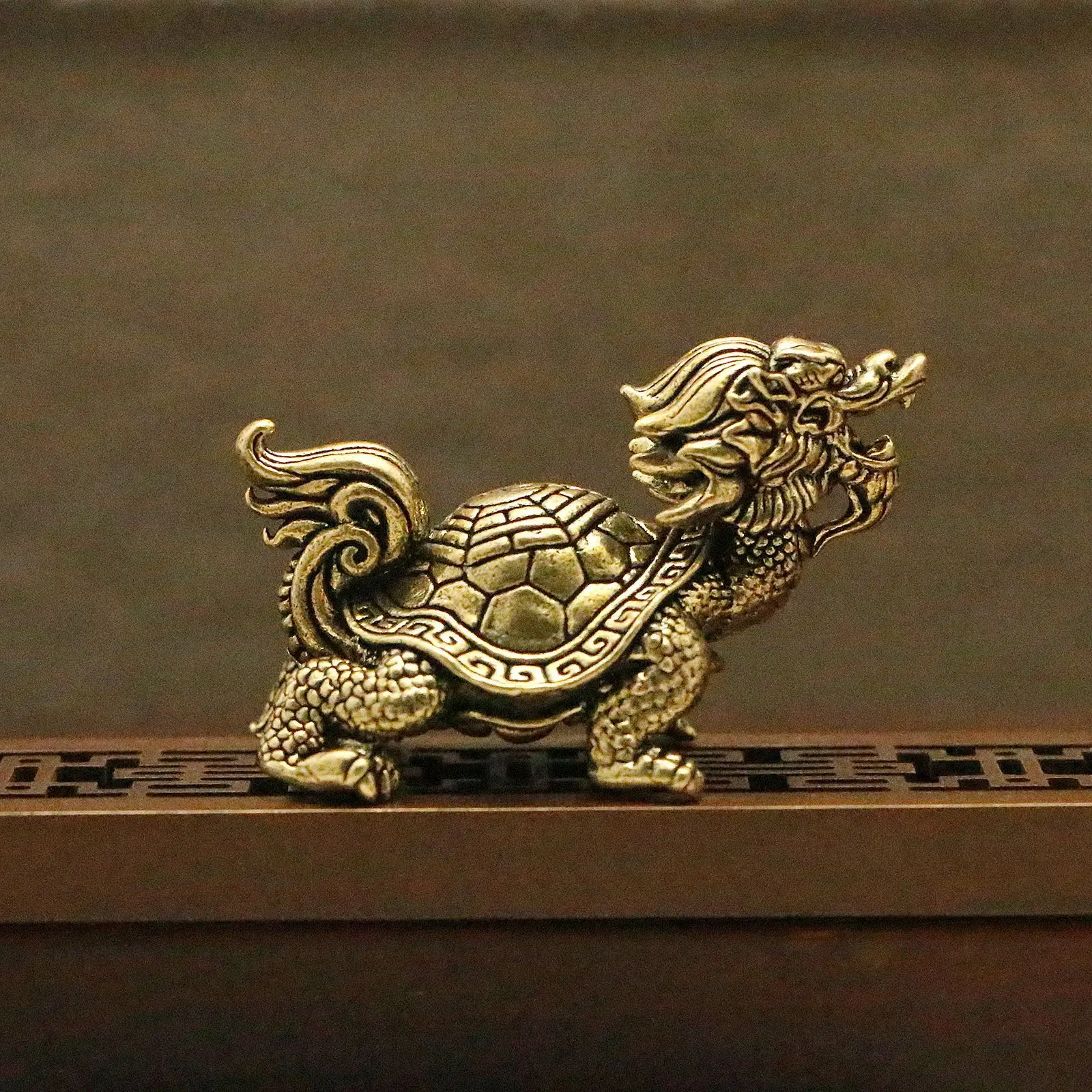 1 piece of solid Bagua Dragon Turtle Lucky Dragon Turtle Desktop Home Decor Tea Pet Old Object Brass