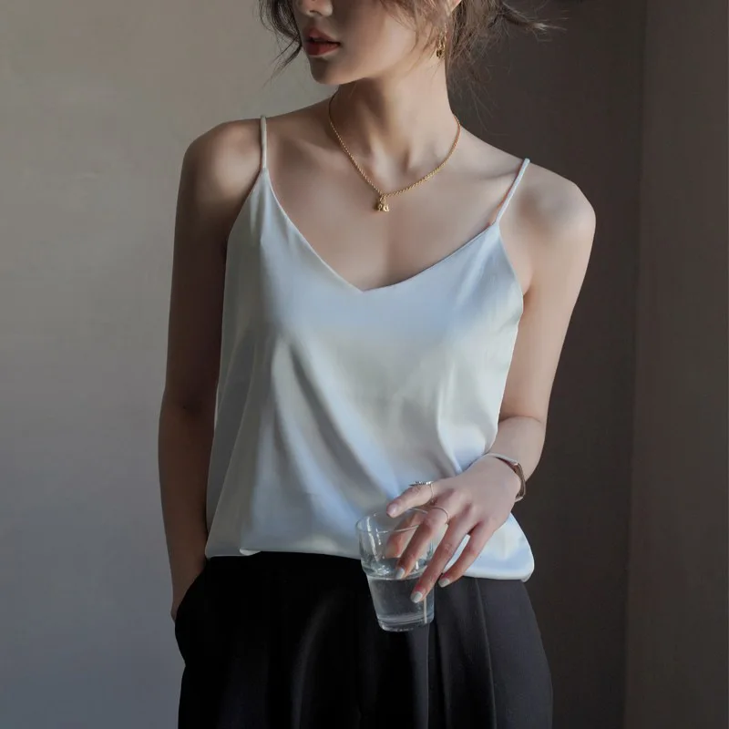 

2024 Spaghetti Strap Crop Top Women Halter V Neck Solid Color Camis Tops Sleeveless Satin Silk Tank Tops Summer Camisole