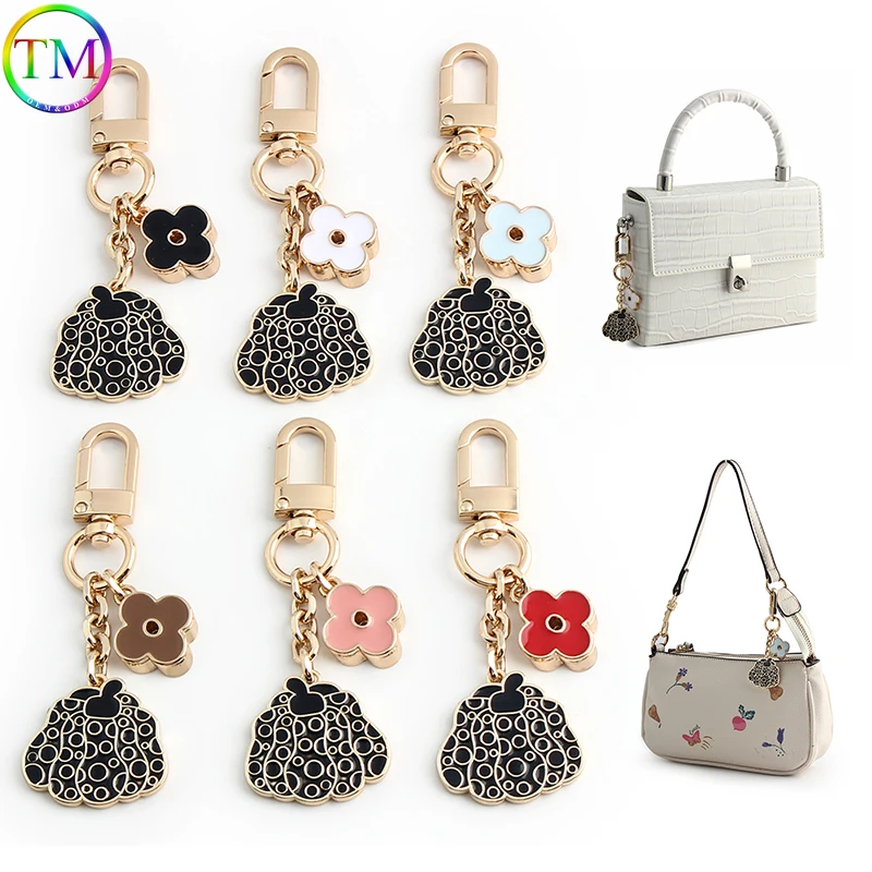 5/10/20 pçs length10cm flor de ameixa forma saco pingente chaveiro para mochila brinquedos dos desenhos animados charme chaveiro amigos presente acessórios