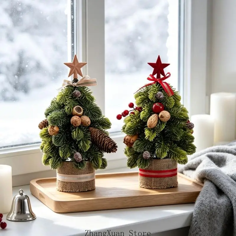Verzierter Mini-Weihnachtsbaum mit Stern, Band, Tannenzapfen, Obstbesatz und einer präsentationsfertigen Struktur 3XUF – Detail 4