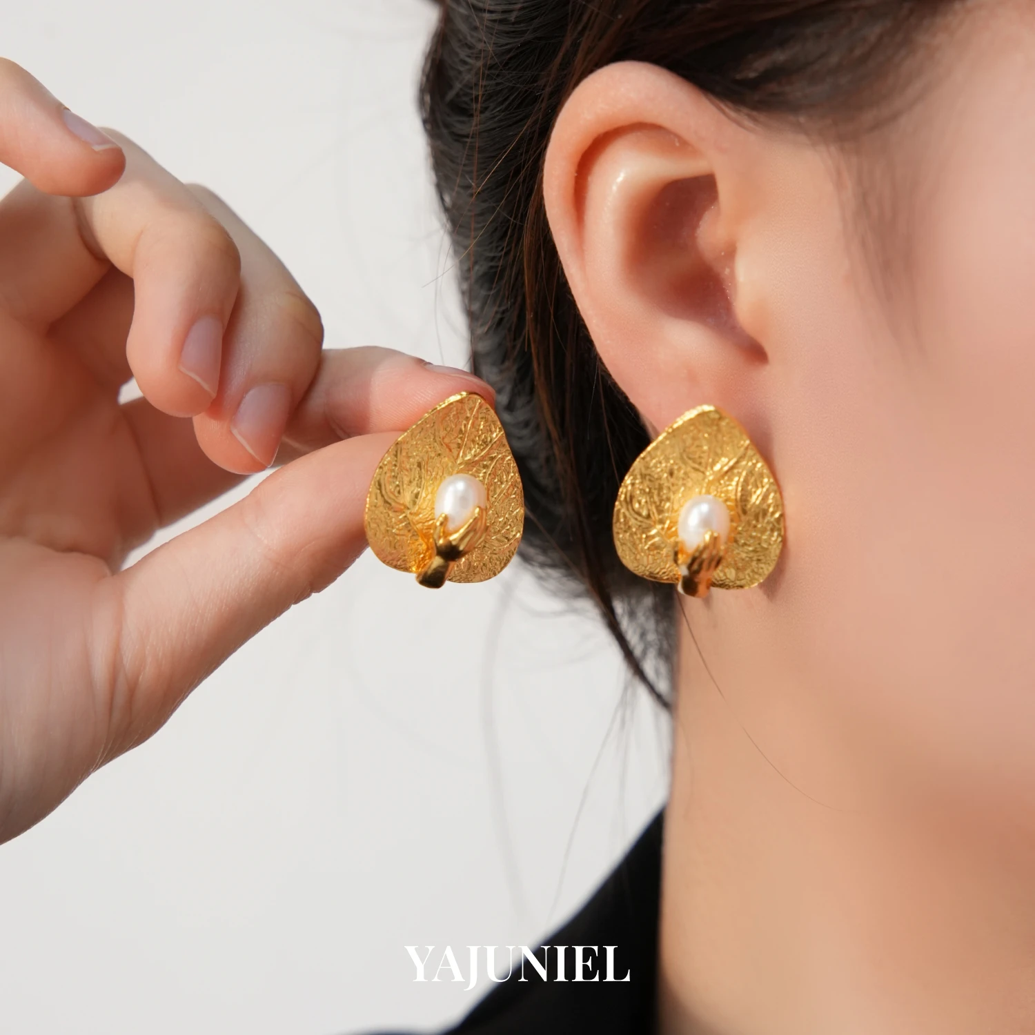 

YAJUNIEL 24K Real Gold Plated Leaf & Hand Stud Earrings Hypoallergenic Sculptural Dainty Earrings with Natural Pearls