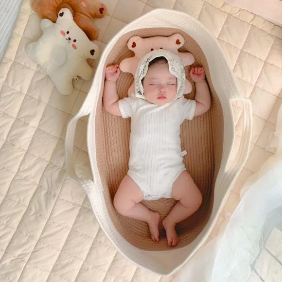 Ins Style New Cotton Rope Woven Baby Carrying Basket Foldable Portable Newborn Bed Outdoor Sleeping Basket Car Mounted