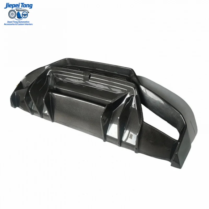 

Suitable for Lamborghini Huracan LP610 LP580 Premium Car Bumpers V Style Semi Carbon Fiber Rear Bumper Diffuser