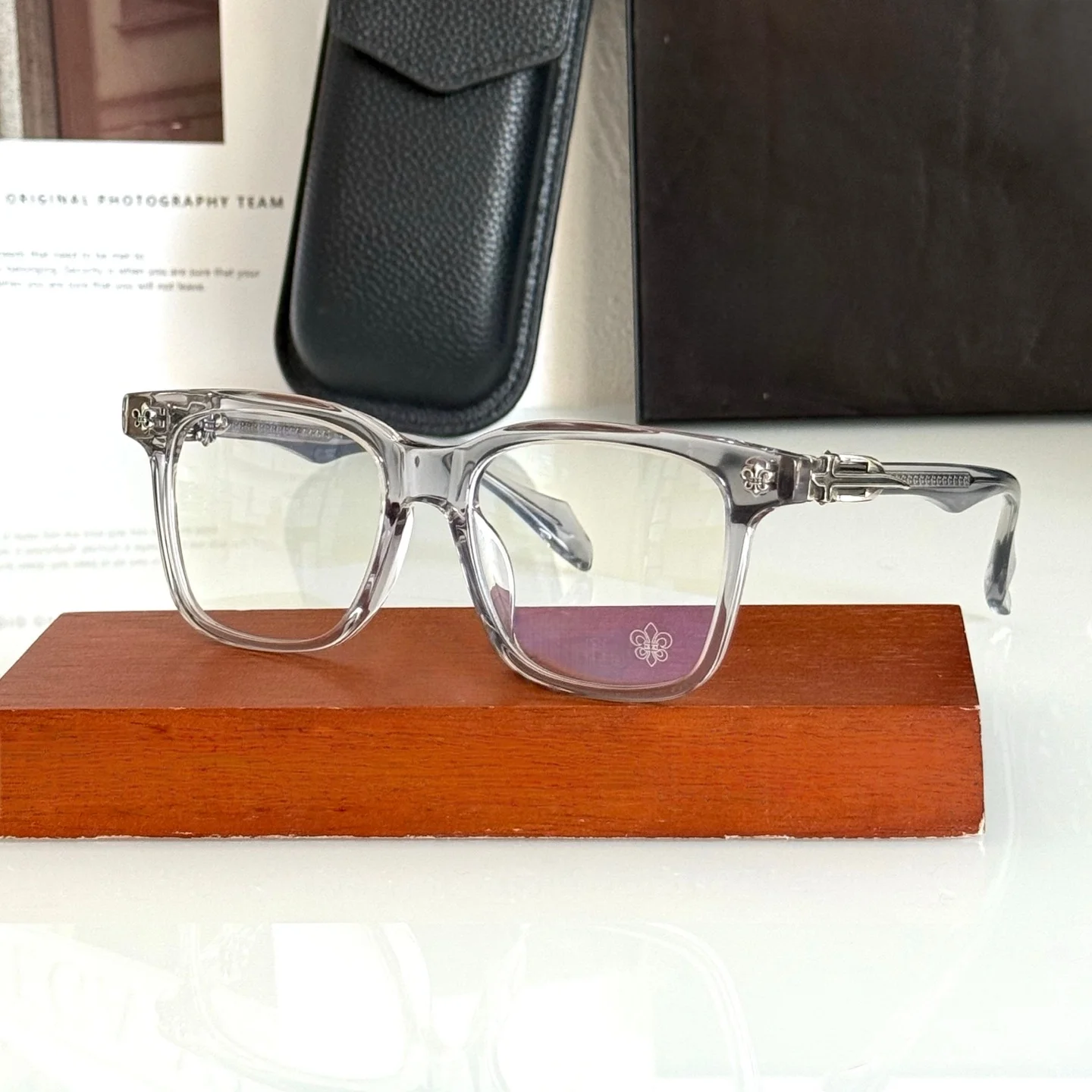 New Fashion Trend Brand Classic Acetate Women's Glasses Frame Casual Retro Titanium Alloy Exquisite Carving Men's Luxury Glasses