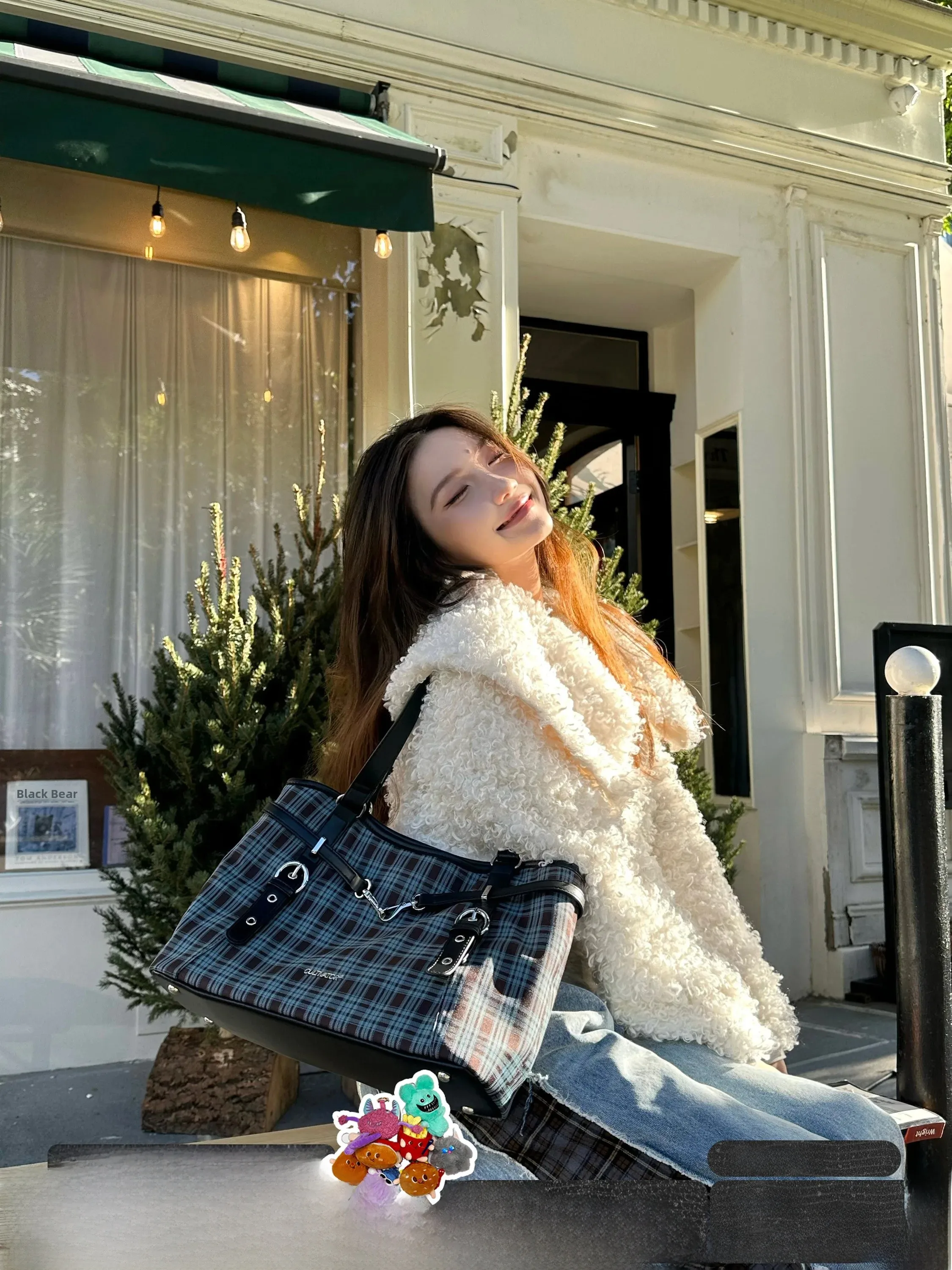 

Cultivator Original Retro Color Block Large Capacity Commuter Shoulder Basket Bag Checks Patterned Tote Bag for Women