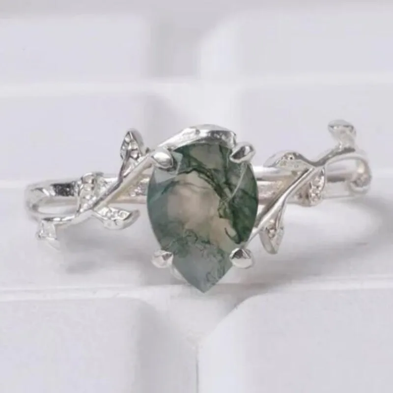 ORZTOON Fashion Creative Silver Leaf Shaped Inlaid Green Stone Ring For Women Birthday Party Jewelry 2024 New