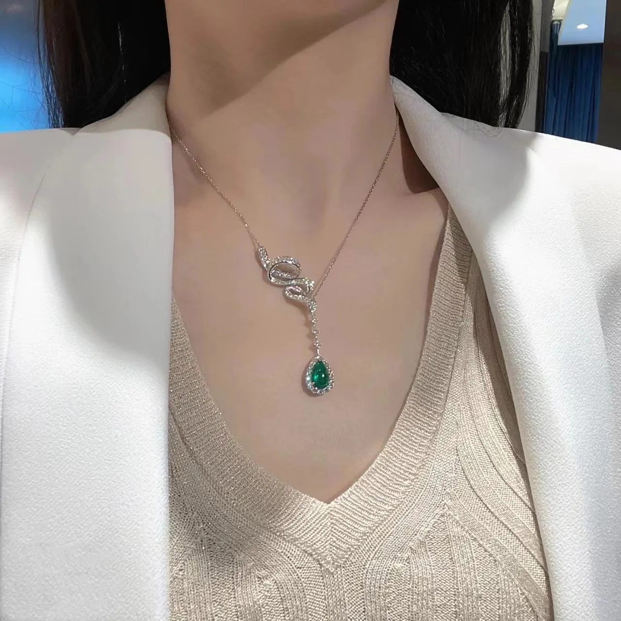 

Retro Vintage Emerald Necklace Women Luxury Fine Jewelry 925 Sterling Silver New 2023 Hot Sale X-mas