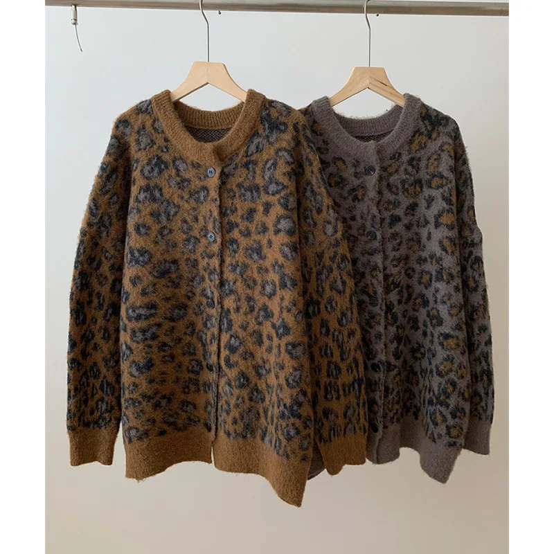 [ZOCI] 2024 Leopard Print Lazy Cardigan Sweater Jacket Women's Autumn Winter New Loose Slimming Knitted Plush Fashionable Top