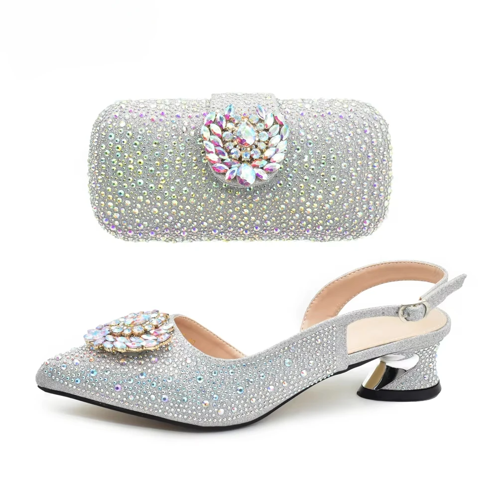 Nuevos zapatos de fiesta de diseño italiano de Color plateado con bolso de mano a juego, boda africana caliente con zapatos de tacón y bolso de mujer, conjunto de fiesta