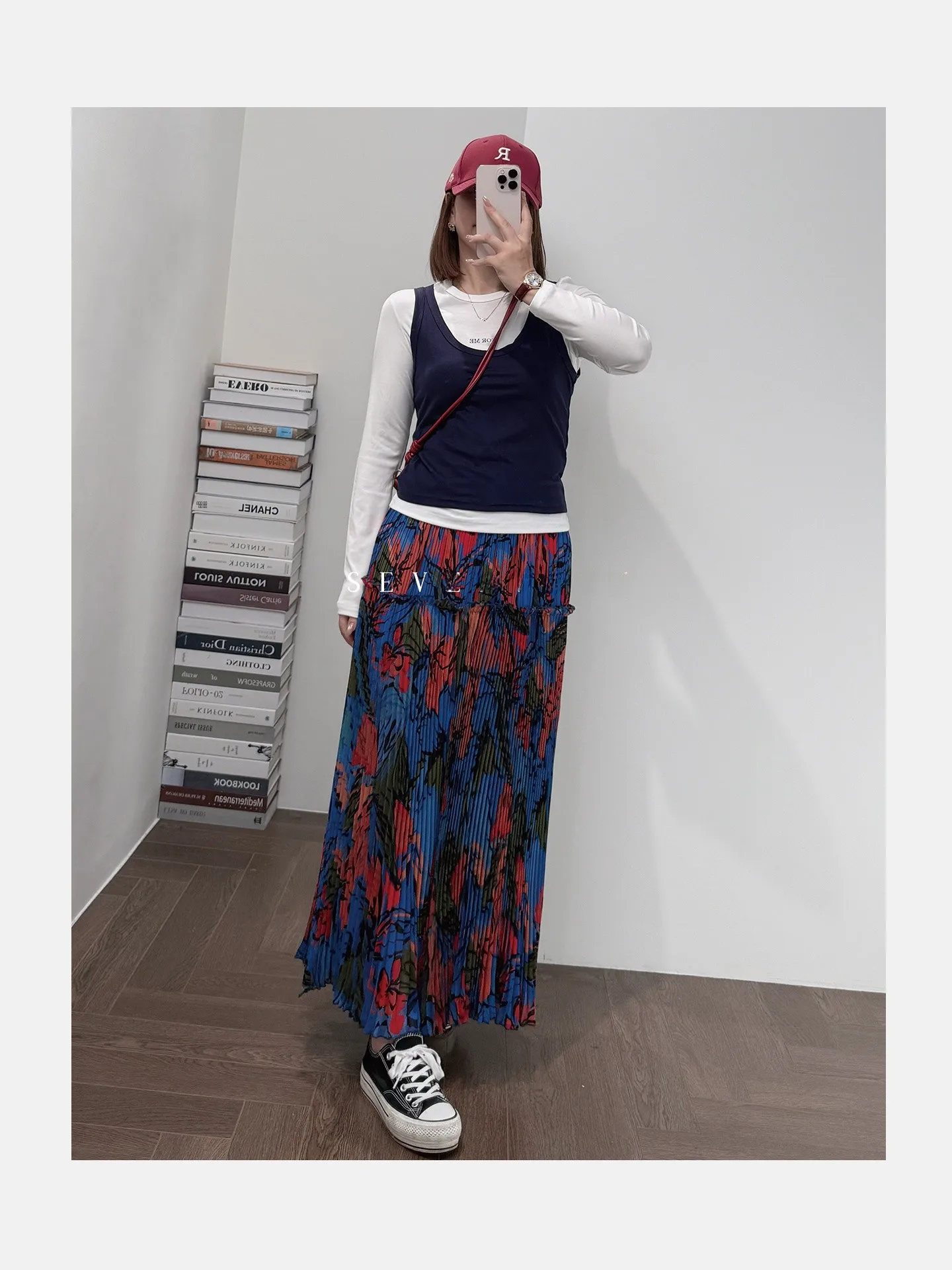 

Классический приталенный жилет, удобный, не мнущийся, для многослойных образов, стильный, ультра-качественная версия, серия Miu, дышащий, влагоотводящий...