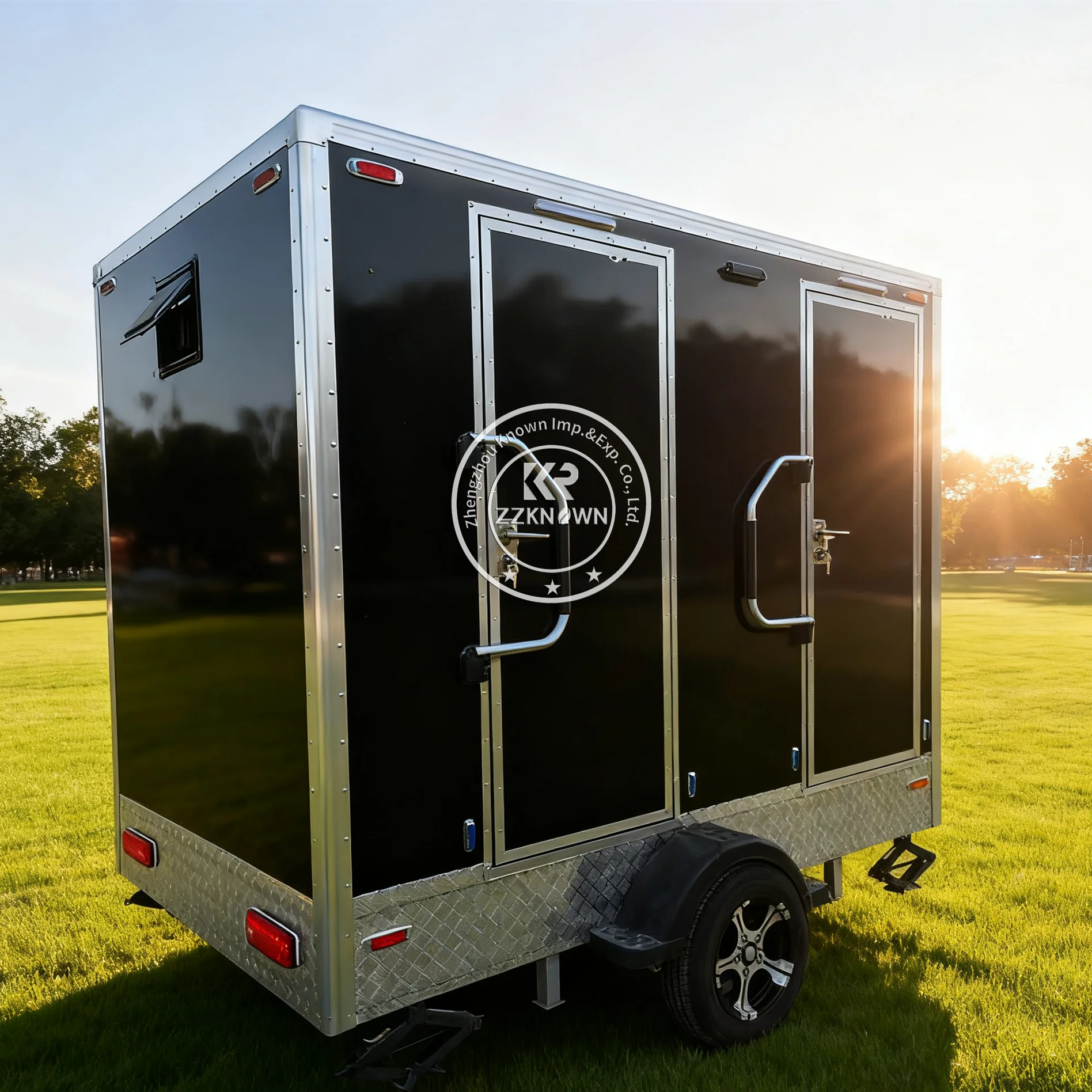 

Portable VIP Toilet Trailer Public Luxury VIP Restroom Outdoor Mobile Outdoor Events Accessible Bathroom Toilet Trailer