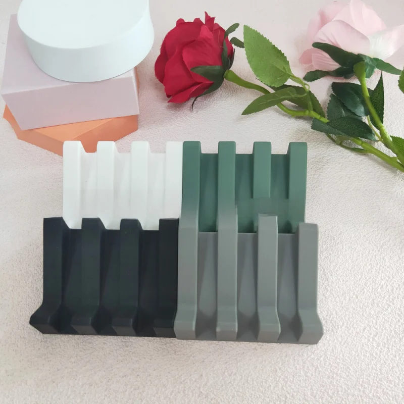 Cross-Border New Arrival Product Silicone Soap Rack Box Inclined Drain Soap Holder Bathroom Soap Holder Silicone Soap Holder