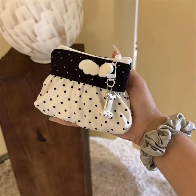 Bolso coreano con estampado de lunares, cierre de cremallera, diseño de alas plisadas y volantes, mini neceser para cosméticos, billetera ligera para guardar objetos pequeños, ideal para el uso diario de las niñas.