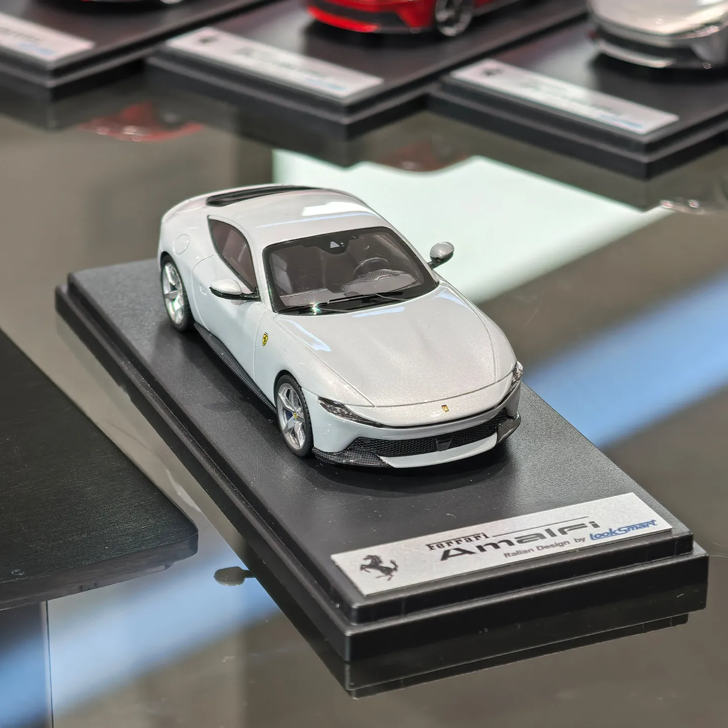 LookSmart 1/43 Scale Ferrari Amalfi Hardtop Sports Car Diecast Limited Version Cars Model Simulation Collectible Cars Boy Gift