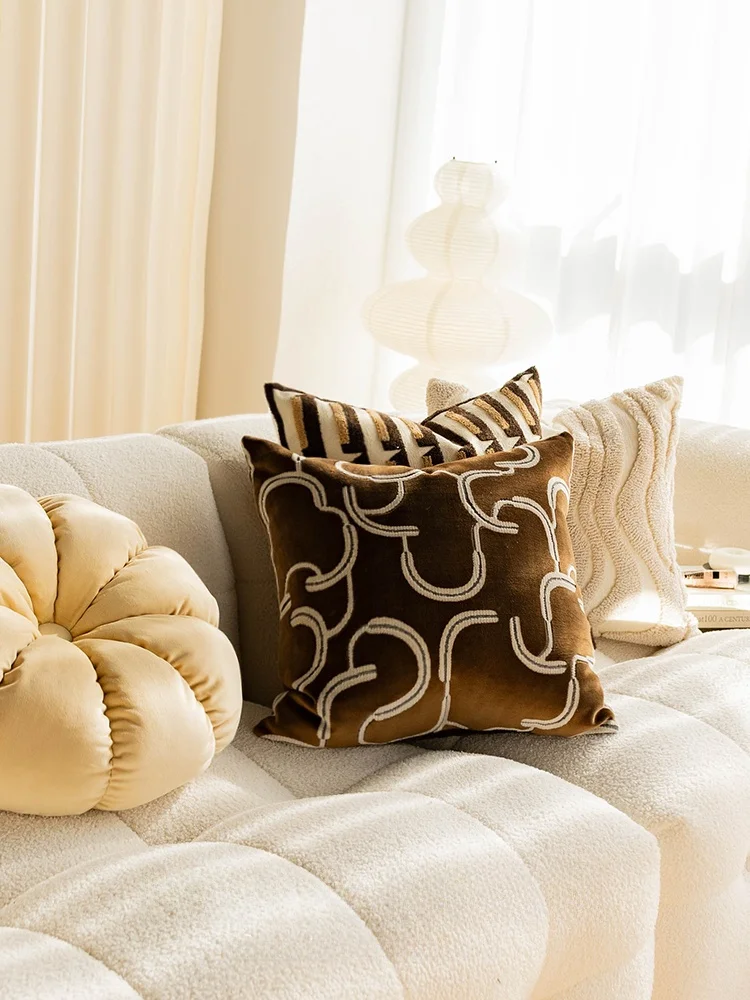 New Chinese Style Creamy Pillowcase Black Leather Embroidered Square Pillow Home Decorative Cushion Soft Furniture Lumbar Pillow