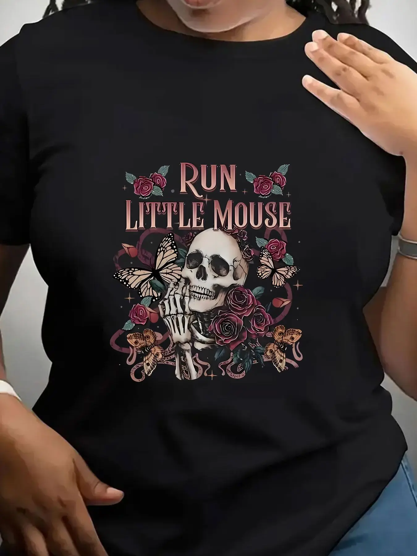 Women's Trendy Crew Neck T-Shirt Run Little Mouse Skull Roses Butterflies Suitable for Casual Sportswear