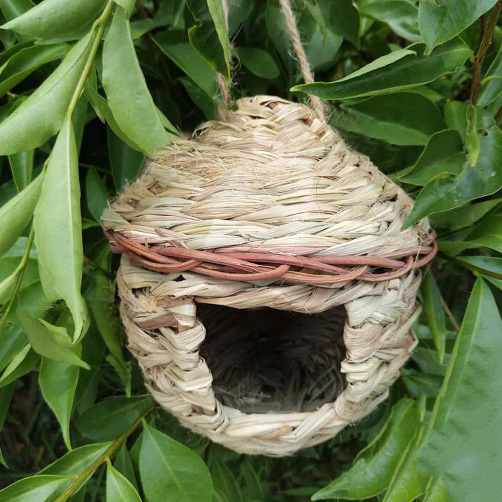 Handwoven Straw Bird Nest Parrot Hatching Breeding Grass Cave Garden Supply Grass Birds House Humming Bird Nest for Lawn Home