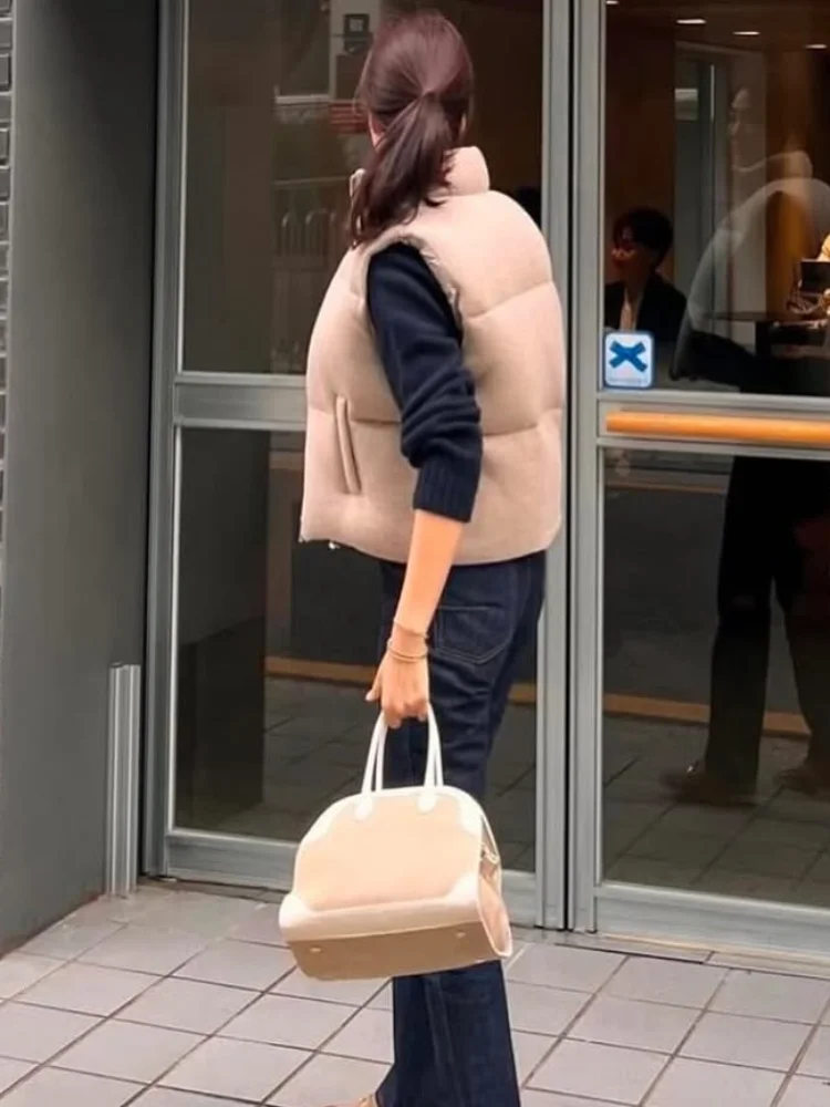 

Chic Women Lapel Short Cotton Vest Casual Sleeveless Stand Collar Zipper Pocket Loose Waistcoat Lady Winter Daily Commute Vests