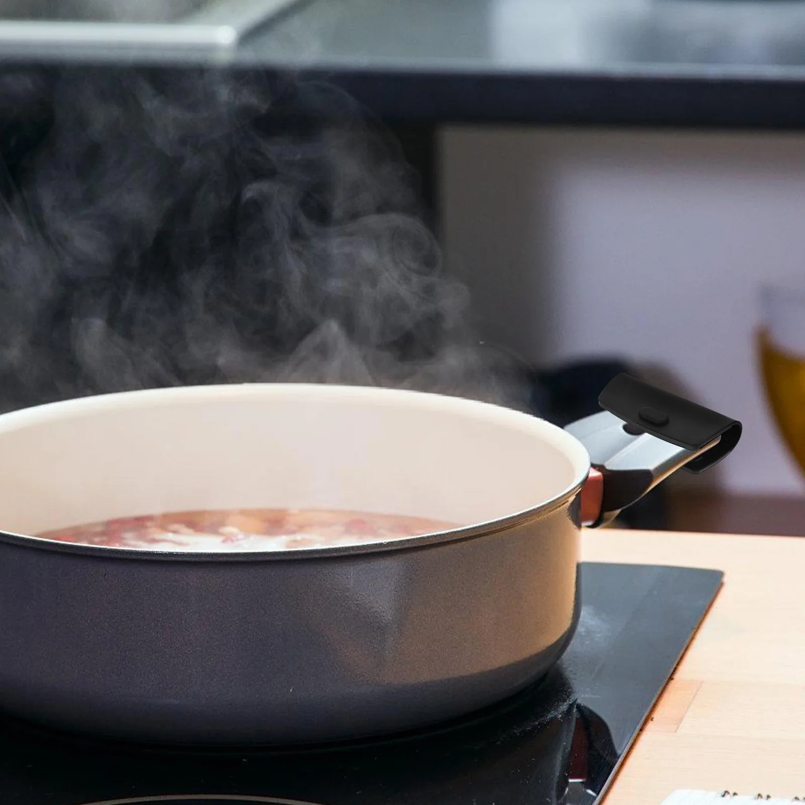 

2Pcs Hot Plate Gripper Silicone Handle Cover Heat Resistant for Cast Iron Pan Non-Slip Texture Easy Clean Oven Safe Kitchen