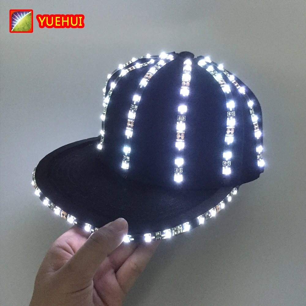 LED الهيب هوب قبعة نادي السفر أزياء مسرحية اكسسوارات الجدة هدية موضة كول العصابات القبعات لامعة قبعات البيسبول للرجال