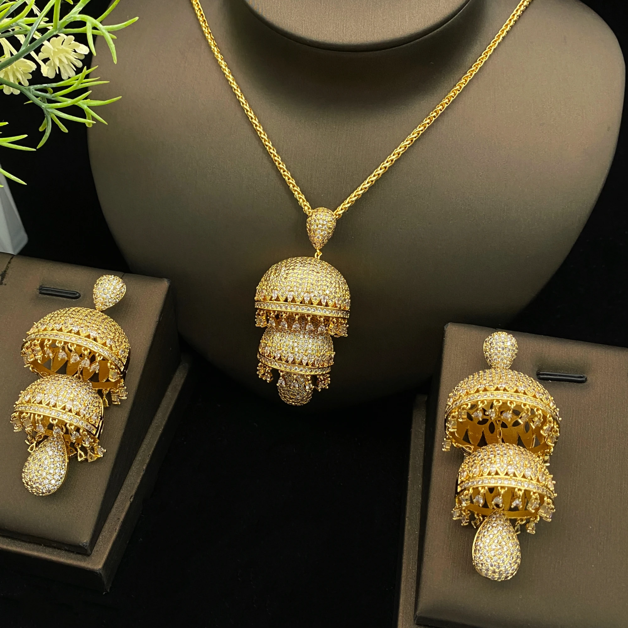 

JRH Bell Pendant 2-Piece Set Necklace Earrings Women's Jewelry Gold Electroplated Zircon Design Essential for Galas