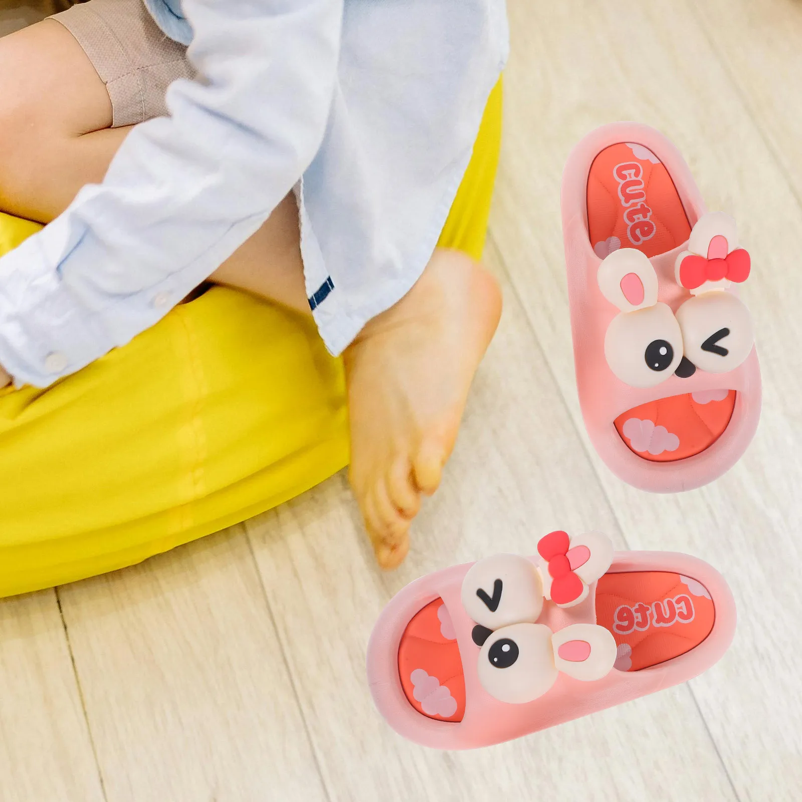 

1Pair Cartoon Kids Non-Slip Slippers Summer Slide Sandals Toddler Soft Sole Beach Home Bathroom Size 30 31 Kid Slippers