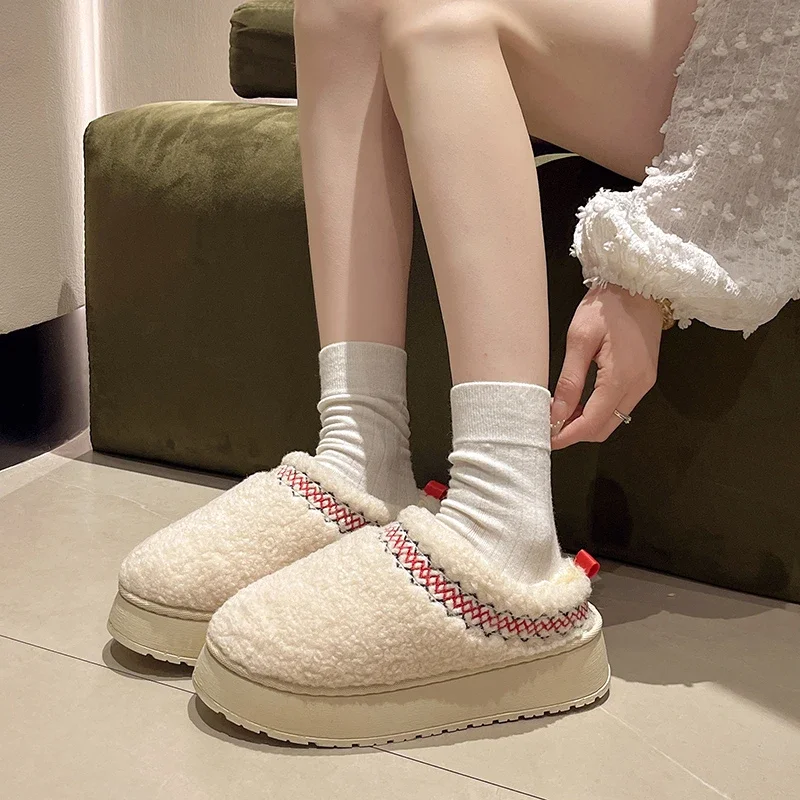 2024 New Women Slippers Ankle Boots Flats Platform Short Plush Warm Flip Flops Cotton Shoes Designer Brand Winter Women Boots