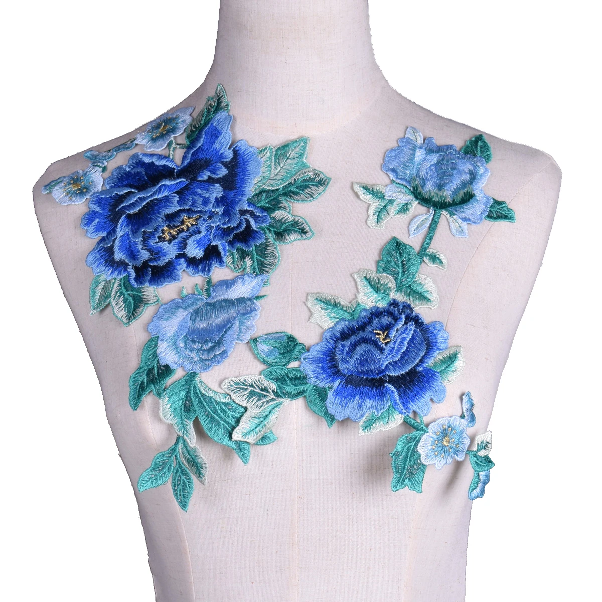 2Pcs/Set Rose Flower Embroidery Patches Applique Embroidery Sew On Clothes Para La Ropa Applique