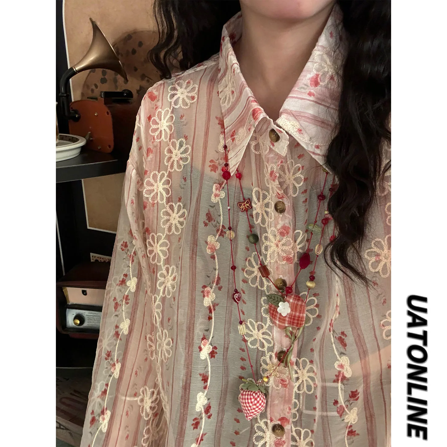 

UATONLINE2026 Весенняя женская блузка в японском ретро-стиле с вышивкой, длинным рукавом, цветочным узором, свободного кроя, унисекс